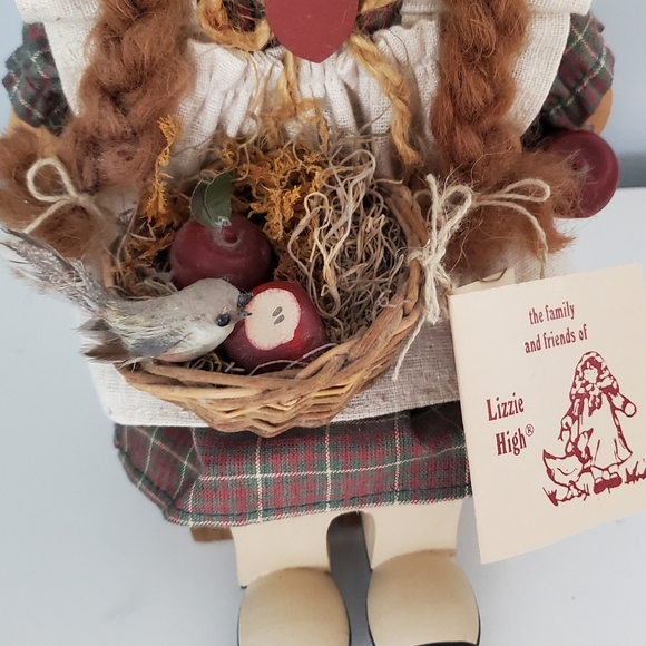 Lizzie High Doll Primitive Wood Sculpture - Picture 2 of 7